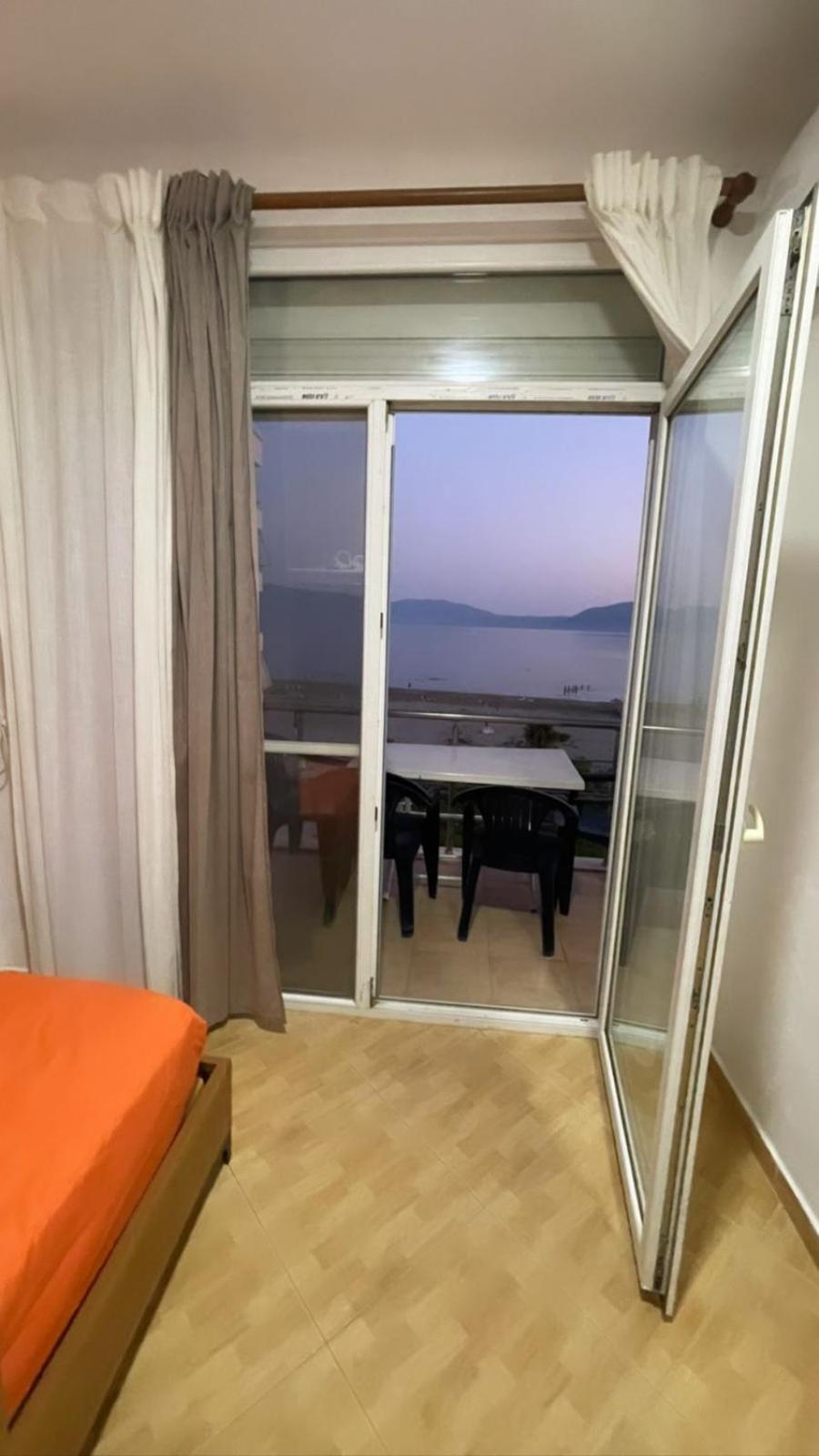 Relax Rental Vlorë Екстериор снимка